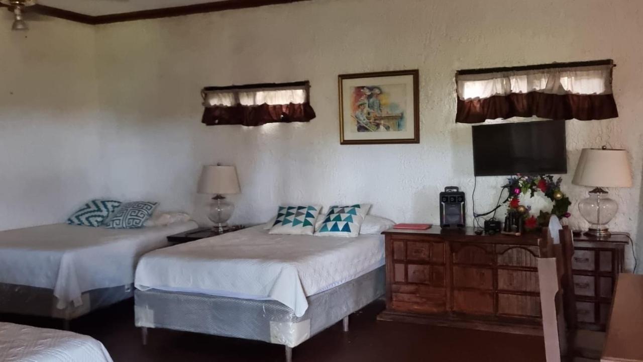 Plasencia Estate Omoa Eksteriør billede